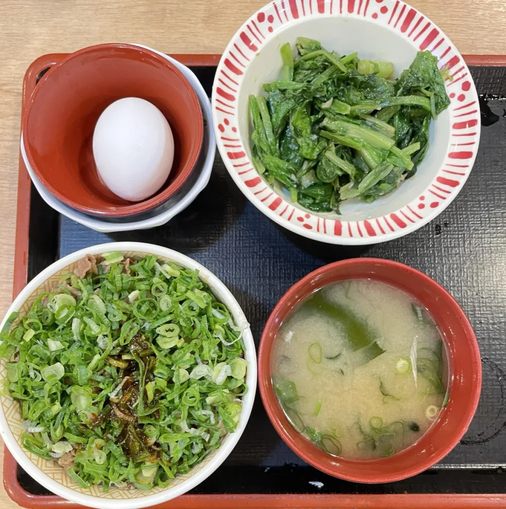 sukiya的蔥溫玉牛丼