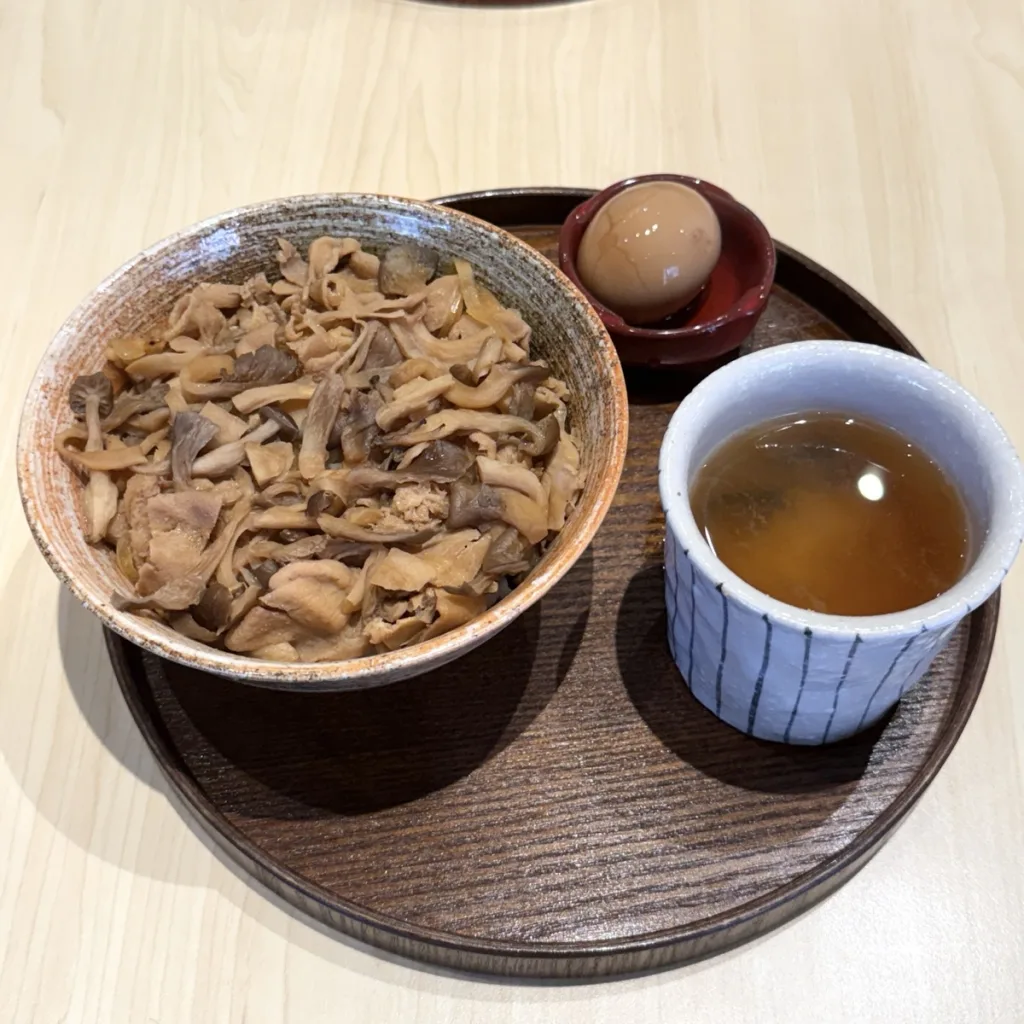 牛洞 竹北勝利店 極品三菇雞 套餐