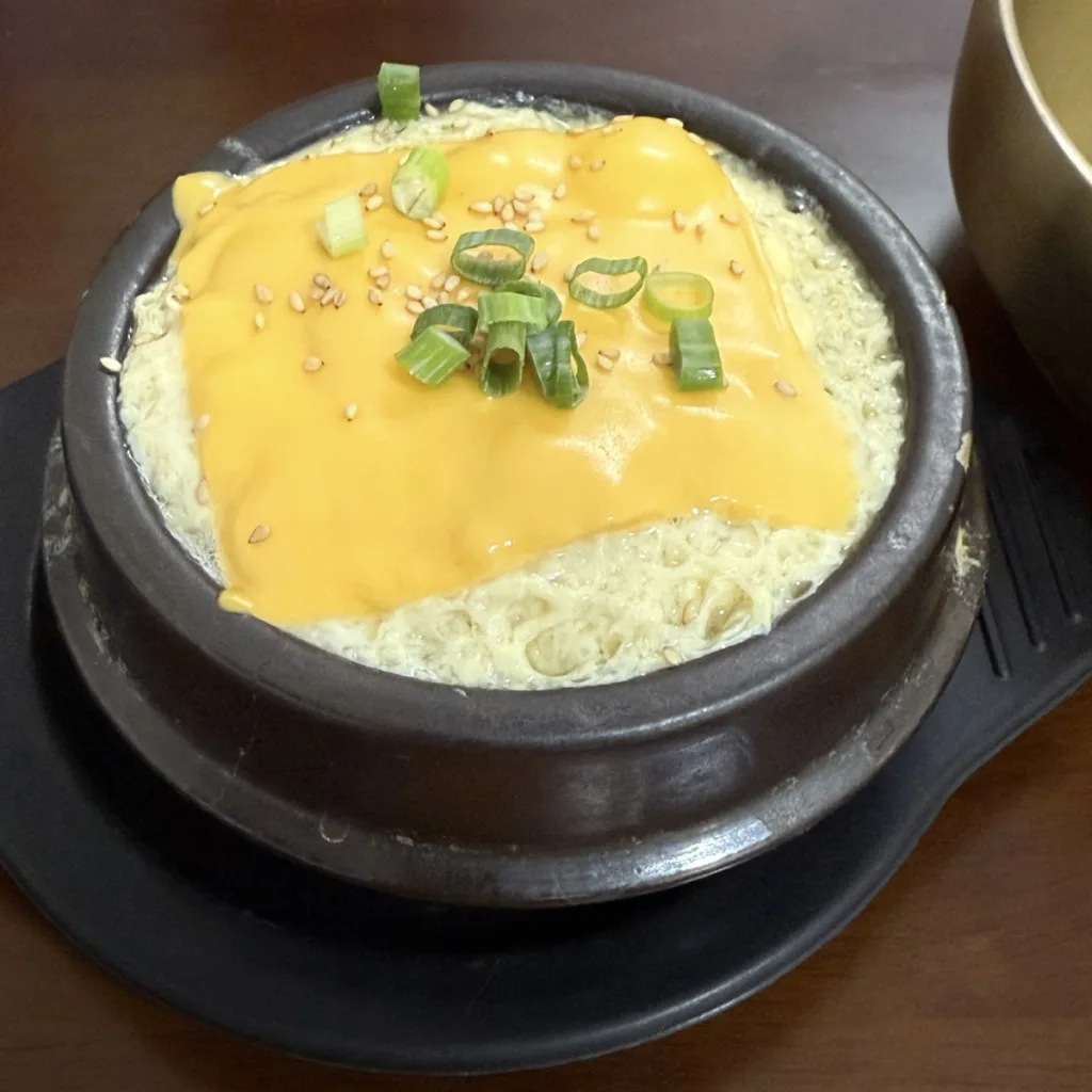 文來洞 竹北 起司爆漿蒸蛋拌飯